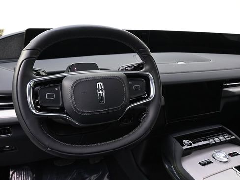 New 2025 Lincoln Navigator Reserve w/ Jet Appearance Package image 12