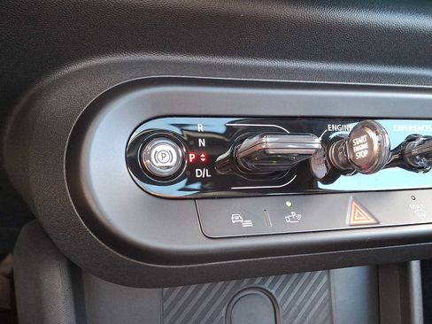 Certified 2025 MINI Cooper S image 16