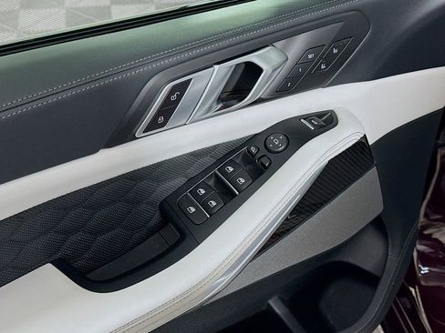 Used 2022 BMW X5 M w/ Competition Package 2 image 18