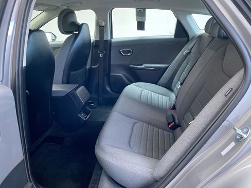 Certified 2025 Kia K4 EX image 32