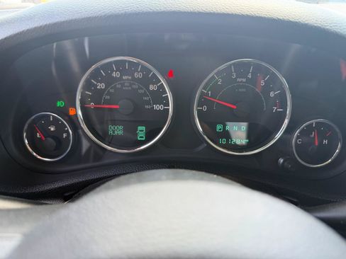 Used 2015 Jeep Wrangler Sport AWD/4WD image 27
