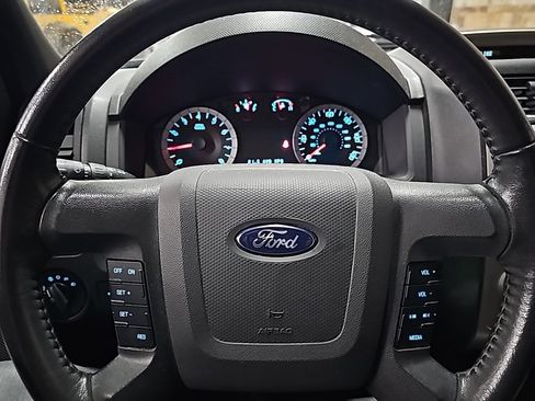 Used 2012 Ford Escape XLT image 6