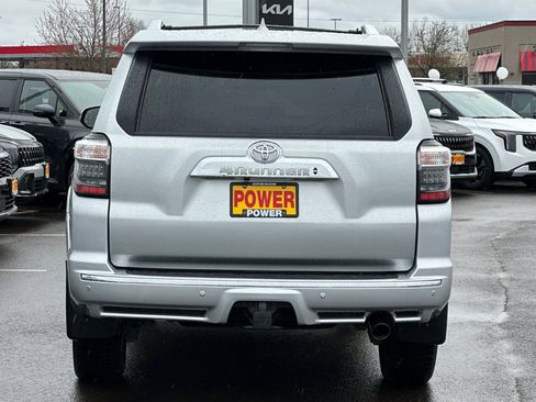 Used 2023 Toyota 4Runner Limited image 5