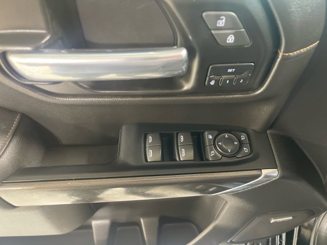 Used 2022 GMC Sierra 1500 AT4 w/ AT4 Premium Package AWD/4WD image 13