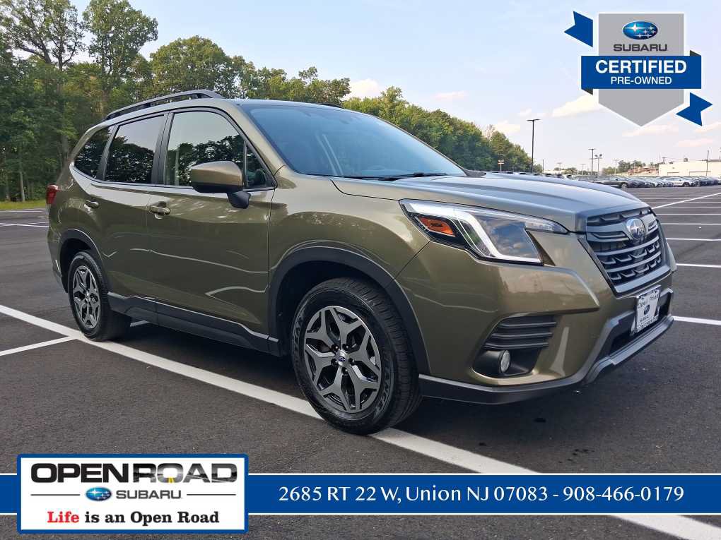 Certified 2023 Subaru Forester Premium AWD/4WD image 1