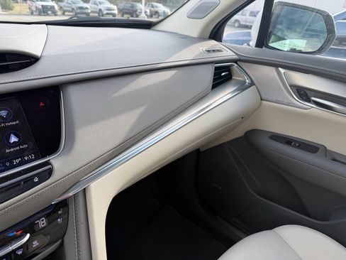 Certified 2023 Cadillac XT5 Premium Luxury w/ Technology Package image 10