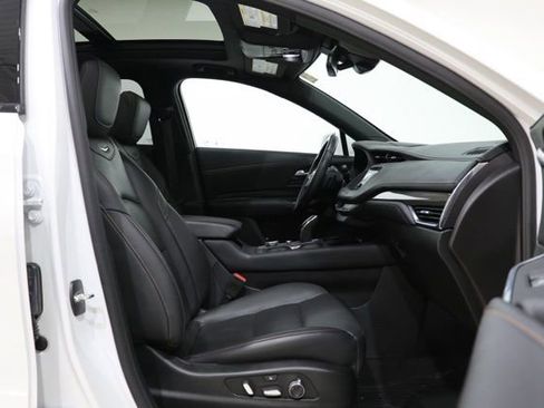 Used 2020 Cadillac XT4 Sport AWD/4WD image 38