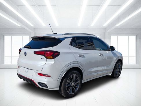 Used 2021 Buick Encore GX Essence w/ Advanced Technology Package image 3