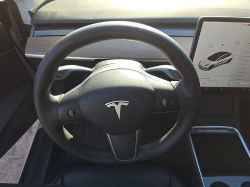 Used 2021 Tesla Model 3 Long Range image 11