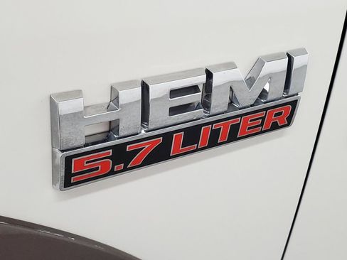 Used 2018 RAM 1500 Laramie Longhorn image 27