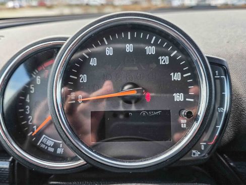 Used 2019 MINI Cooper Clubman S image 23