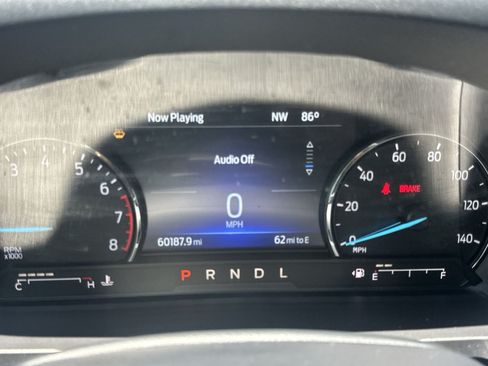 Certified 2022 Ford Explorer XLT w/ Equipment Group 202A AWD/4WD image 25
