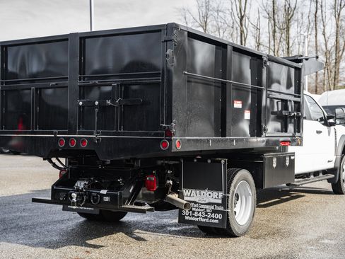 New 2026 Ford F550 4x4 Crew Cab image 4