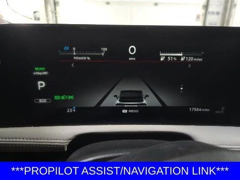 Used 2023 Nissan Ariya AWD image 6