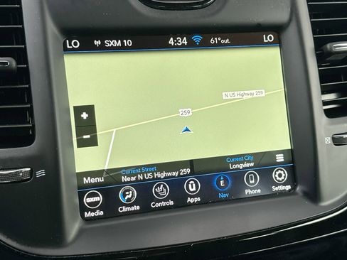 Used 2023 Chrysler 300 S image 18