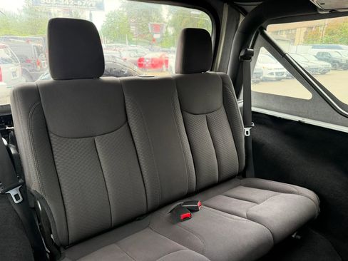 Used 2015 Jeep Wrangler Sport AWD/4WD image 22