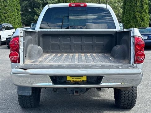 Used 2009 Dodge Ram 2500 Truck SXT AWD/4WD image 7