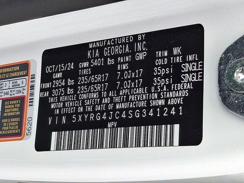 Certified 2025 Kia Sorento LX FWD image 27