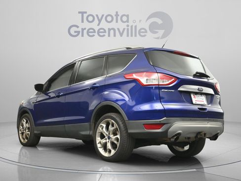 Used 2016 Ford Escape Titanium w/ Equipment Group 301A AWD/4WD image 8