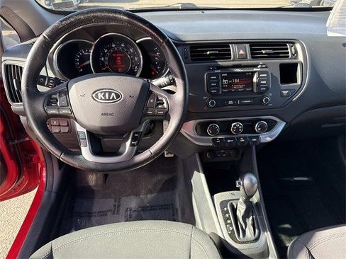 Used 2012 Kia Rio SX image 17