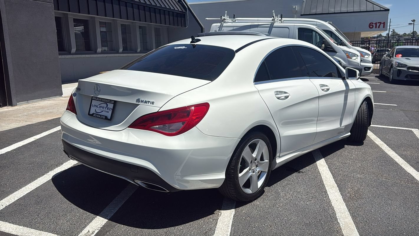 Used 2017 Mercedes-Benz CLA 250 4MATIC image 3