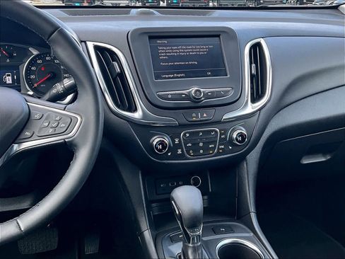Used 2024 Chevrolet Equinox LT image 17