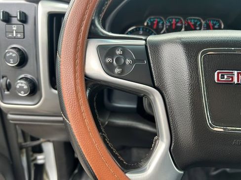 Used 2018 GMC Sierra 2500 SLE image 30