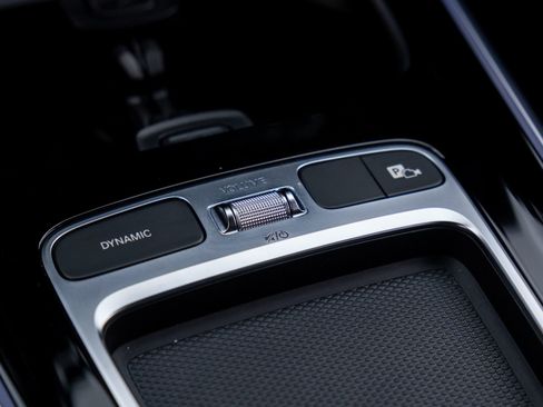 Used 2024 Mercedes-Benz EQB 250+ image 29