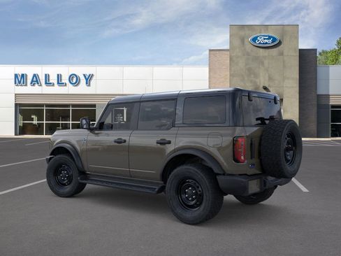 New 2026 Ford Bronco Outer Banks image 4