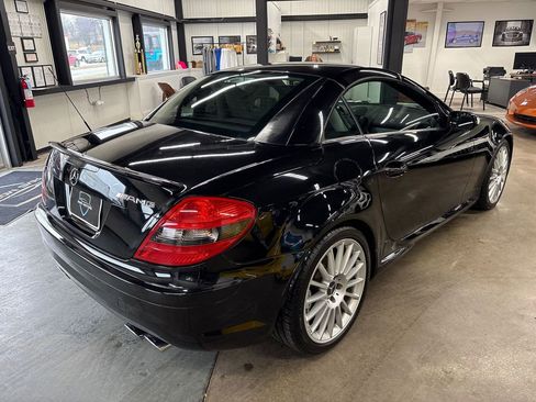 Used 2005 Mercedes-Benz SLK 55 AMG image 19