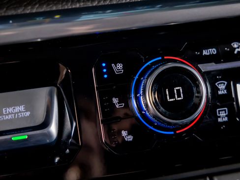 Used 2023 GMC Sierra 1500 Denali w/ Denali Reserve Package image 13