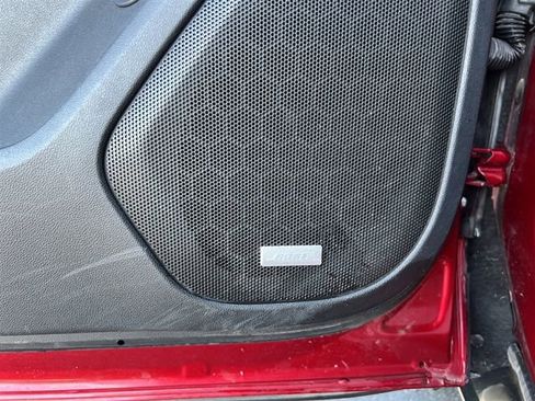 Used 2023 GMC Acadia SLT image 26