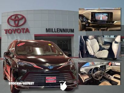 Certified 2024 Toyota Sienna XLE w/ XLE Plus Package