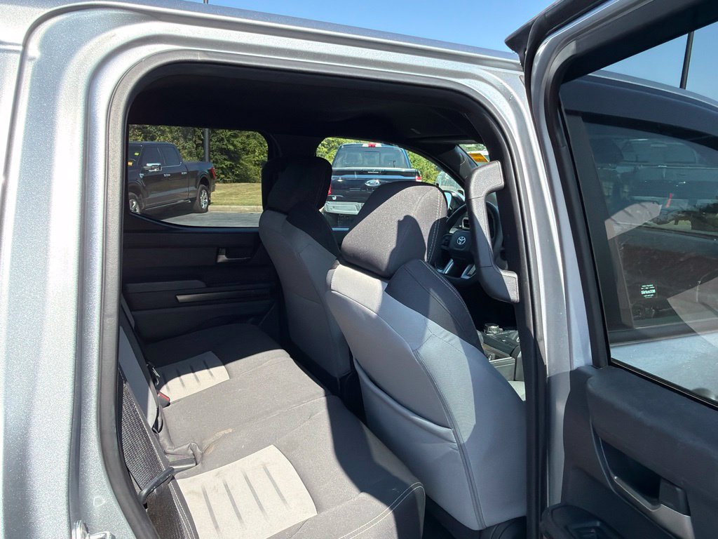 Used 2025 Toyota Tacoma TRD Off-Road AWD/4WD image 14