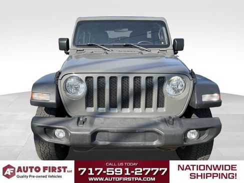 Used 2019 Jeep Wrangler Unlimited Sport S AWD/4WD image 2