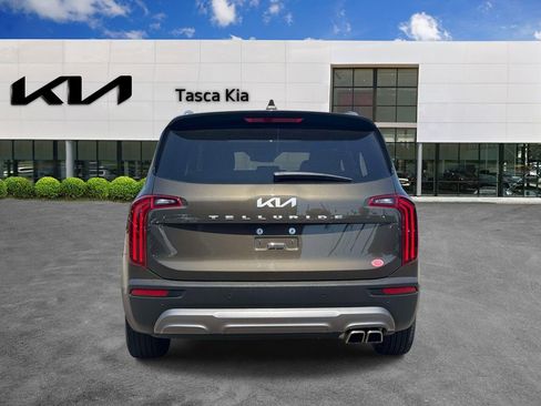 Used 2022 Kia Telluride EX FWD image 5