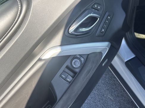 Used 2016 Chevrolet Camaro LT RWD image 15