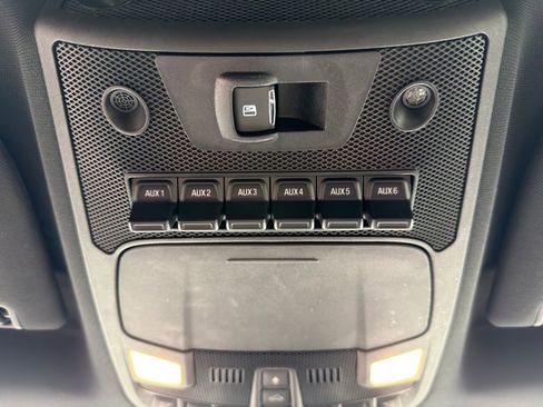 Used 2019 Ford F350 Platinum w/ Platinum Ultimate Package image 28