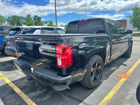 Used 2017 Chevrolet Silverado 1500 LTZ Z71 w/ Realtree Edition AWD/4WD image 7