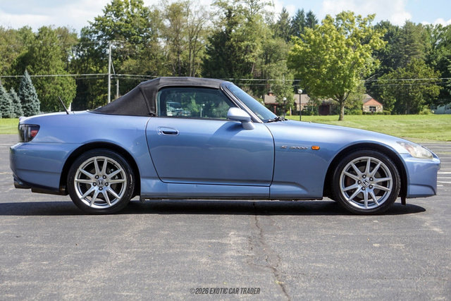 Used 2004 Honda S2000 image 18