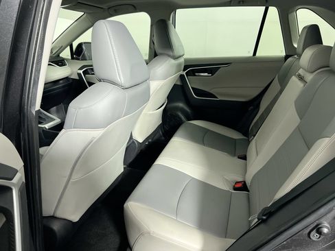 Used 2023 Toyota RAV4 XLE Premium FWD image 25