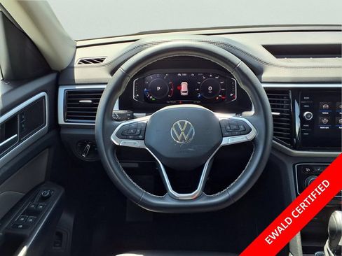 Used 2023 Volkswagen Atlas SE w/ Panoramic Sunroof Package AWD/4WD image 25