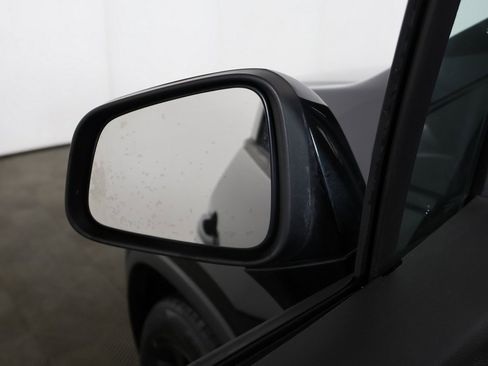 Used 2018 Chevrolet Trax LT w/ Sun & Sound Package image 30