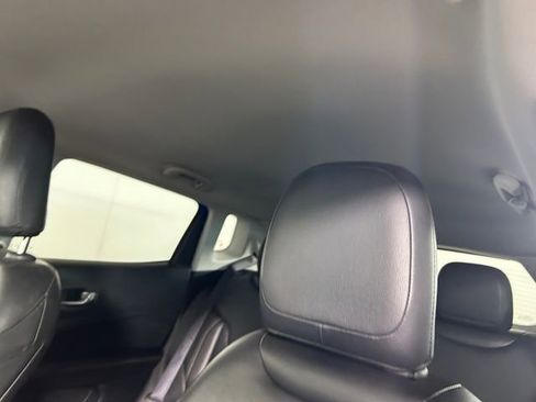 Used 2019 Jeep Compass Latitude image 13