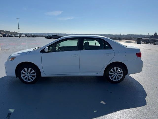 Used 2013 Toyota Corolla LE FWD image 6