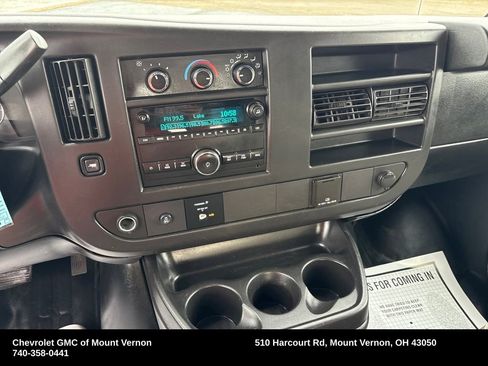 Used 2017 Chevrolet Express 2500 image 20
