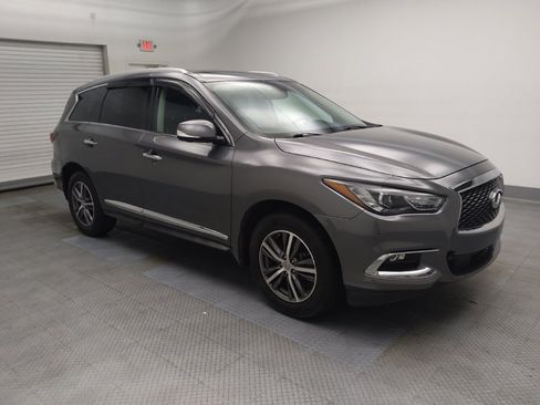 Used 2017 INFINITI QX60 Luxe w/ Premium Plus Package AWD/4WD image 11
