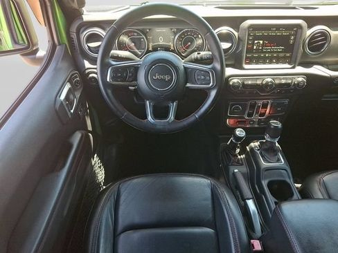 Used 2019 Jeep Wrangler Unlimited Rubicon AWD/4WD image 13