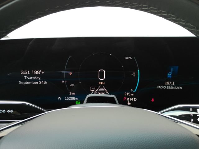 Used 2023 Cadillac Lyriq AWD image 45
