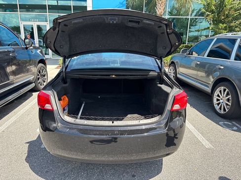 Used 2019 Chevrolet Impala LT w/ LT Leather Package FWD image 11
